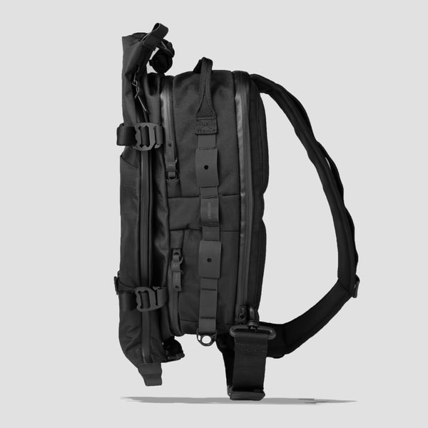 90's YAK PAK Skateboard Sling Bag テック X-PAK SPORT - Sling Pack (M) – CODEOFBELL
